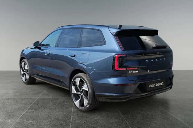 Volvo EX90 (2025) thumbnail 4