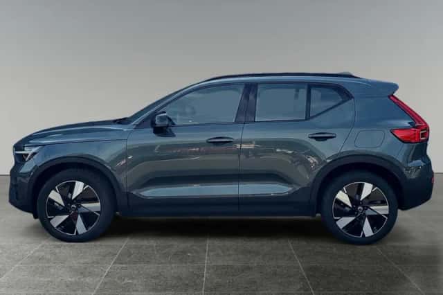 Volvo EX40 (2025) thumbnail 3