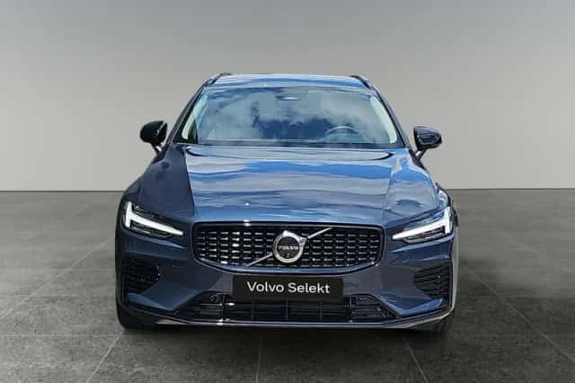 Volvo V60 (2025) thumbnail 2