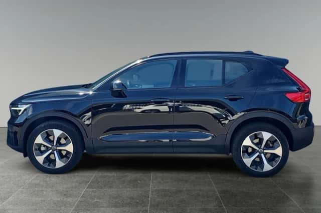 Volvo XC40 (2025) thumbnail 2
