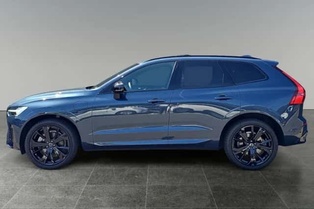Volvo XC60 (2025) thumbnail 2