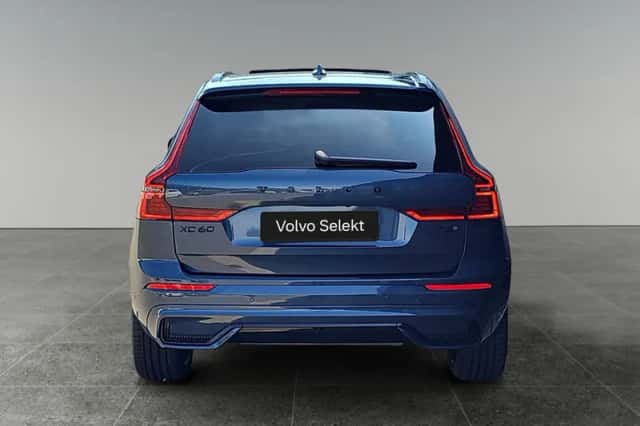 Volvo XC60 (2025) thumbnail 4
