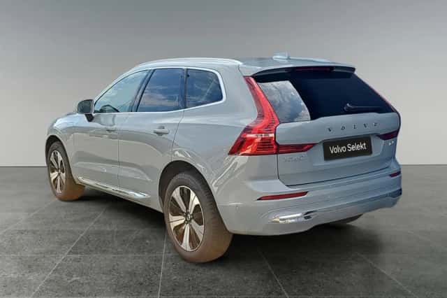 Volvo XC60 (2025) thumbnail 3
