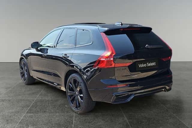 Volvo XC60 (2025) thumbnail 3