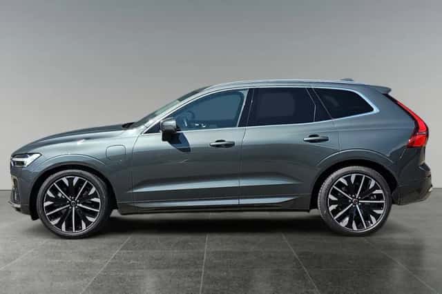 Volvo XC60 (2025) thumbnail 3