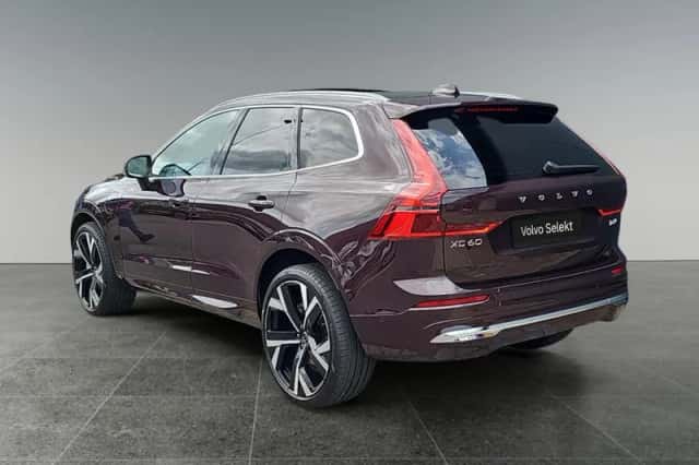 Volvo XC60 (2025) thumbnail 3