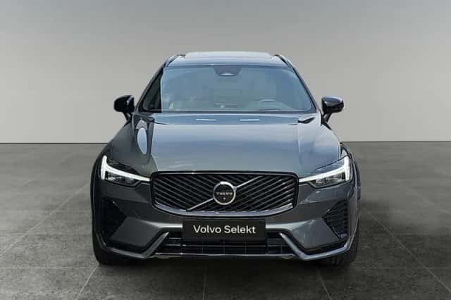 Volvo XC60 (2025) thumbnail 2