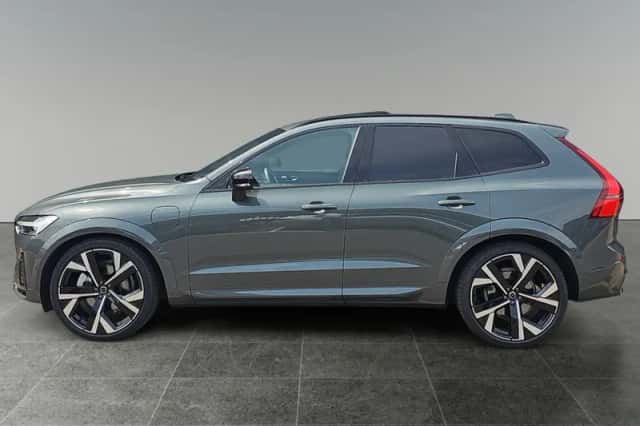 Volvo XC60 (2025) thumbnail 3
