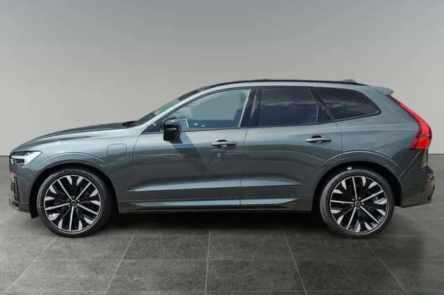 Volvo XC60 (2025) thumbnail 2