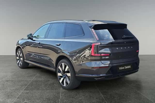 Volvo EX90 (2025) thumbnail 3