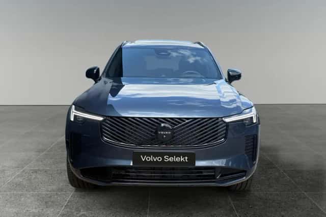 Volvo XC90 (2026) thumbnail 2
