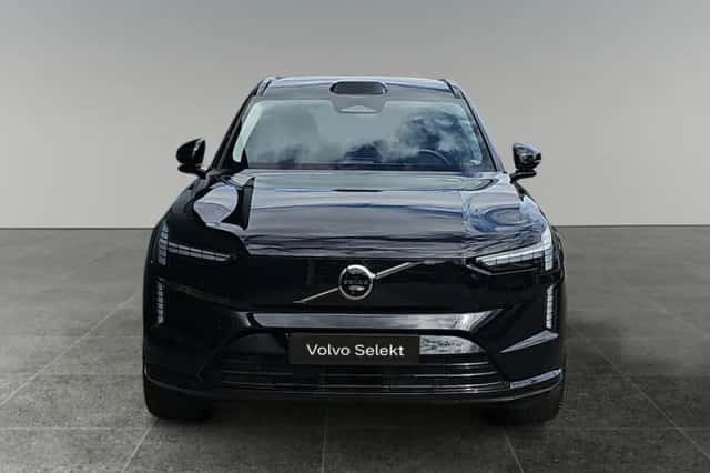Volvo EX90 (2025) thumbnail 2