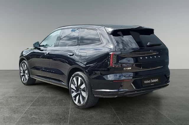 Volvo EX90 (2025) thumbnail 4
