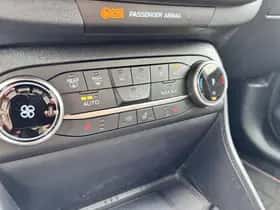 Ford Fiesta (2022) thumbnail 9