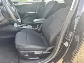 Ford Focus (2020) thumbnail 6