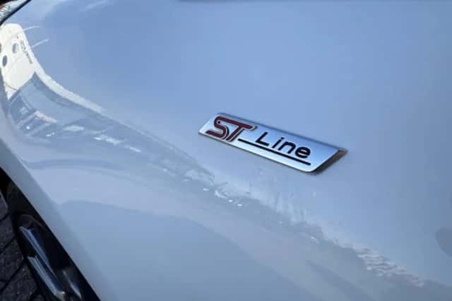 Ford Fiesta (2023) thumbnail 4