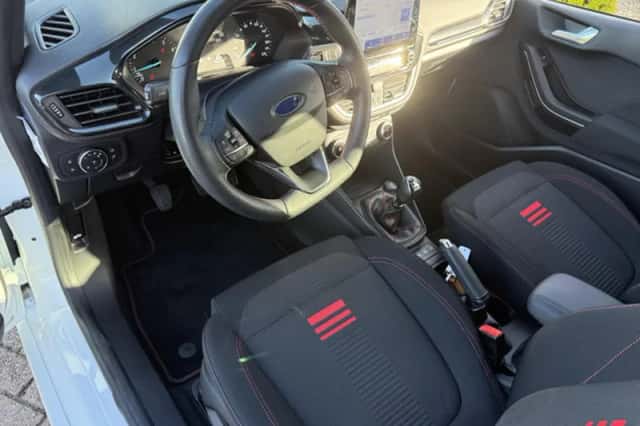 Ford Fiesta (2023) thumbnail 6