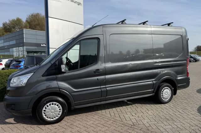 Ford Transit (2016) thumbnail 2