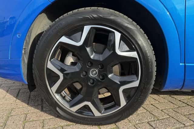 Opel Grandland (2022) thumbnail 4