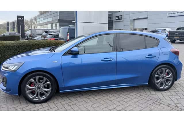 Ford Focus (2023) thumbnail 4