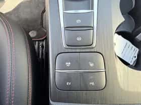 Ford Kuga (2023) thumbnail 21