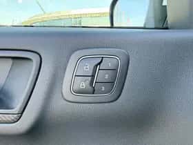 Ford Kuga (2024) thumbnail 28