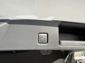 Ford Kuga (2024) thumbnail 35