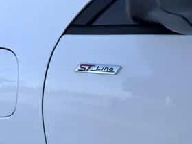 Ford Kuga (2024) thumbnail 8