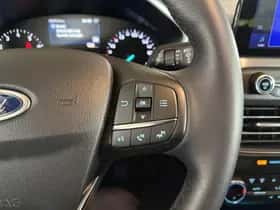 Ford Focus (2020) thumbnail 18
