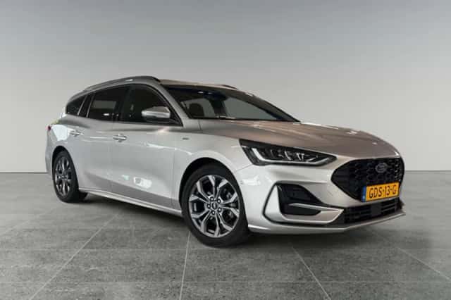 Ford Focus (2024) thumbnail 2