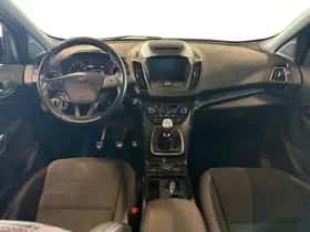 Ford Kuga (2018) thumbnail 11