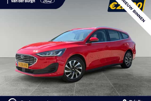 Ford Focus (2022) thumbnail 1