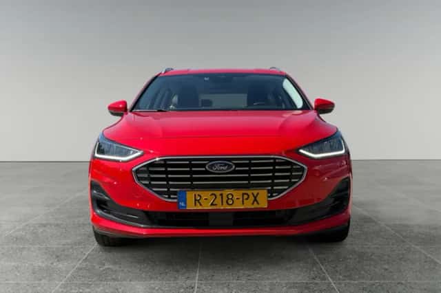 Ford Focus (2022) thumbnail 5