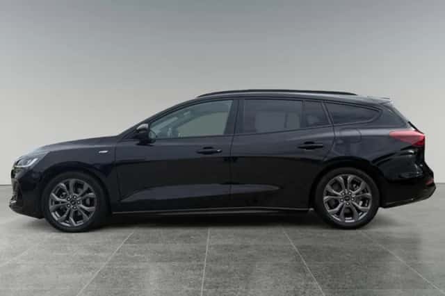 Ford Focus (2024) thumbnail 4