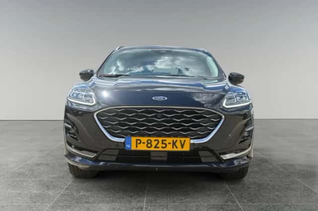 Ford Kuga (2022) thumbnail 5