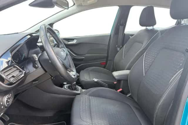 Ford Fiesta (2018) thumbnail 3