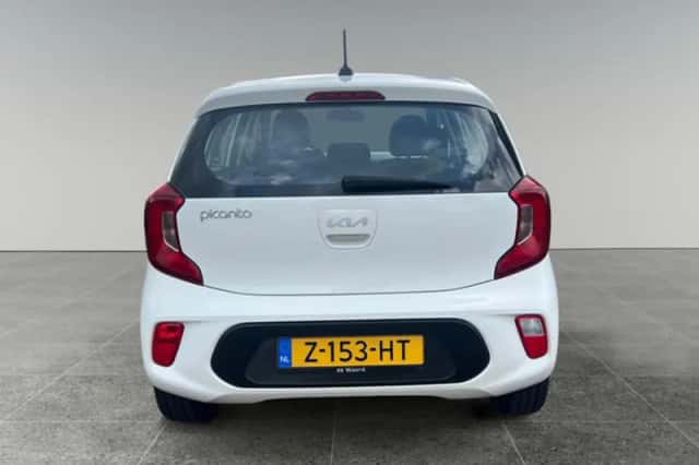 Kia Picanto (2024) thumbnail 6