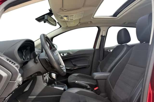 Ford EcoSport (2018) thumbnail 3