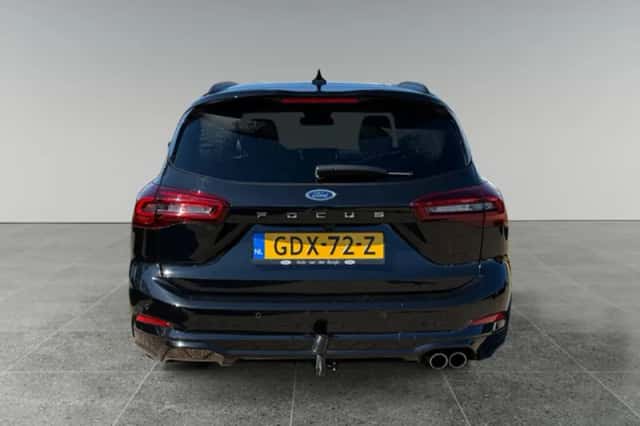 Ford Focus (2024) thumbnail 4