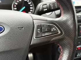 Ford EcoSport (2018) thumbnail 18