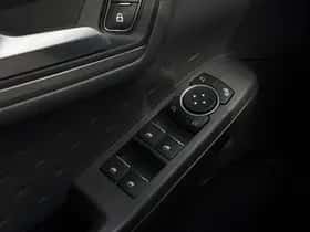 Ford Kuga (2020) thumbnail 27