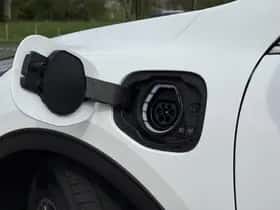 Ford Kuga (2020) thumbnail 5