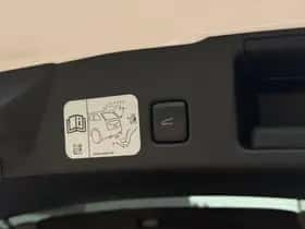 Ford Kuga (2020) thumbnail 9