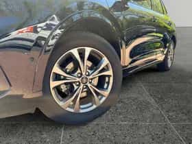 Ford Kuga (2024) thumbnail 9