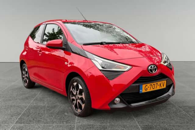 Toyota Aygo (2019) thumbnail 2