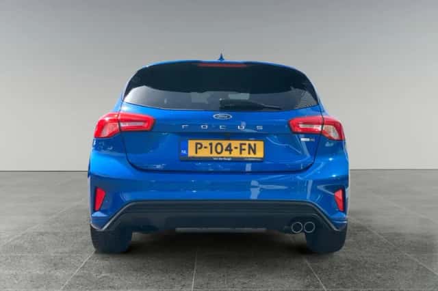 Ford Focus (2022) thumbnail 6