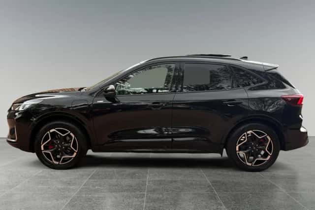 Ford Kuga (2024) thumbnail 2