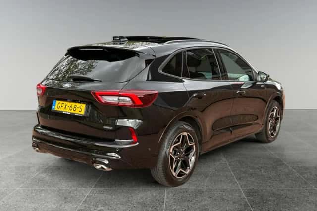 Ford Kuga (2024) thumbnail 5
