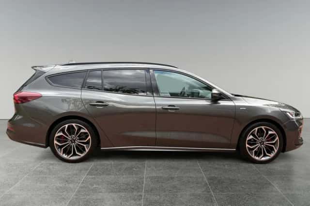 Ford Focus (2024) thumbnail 6