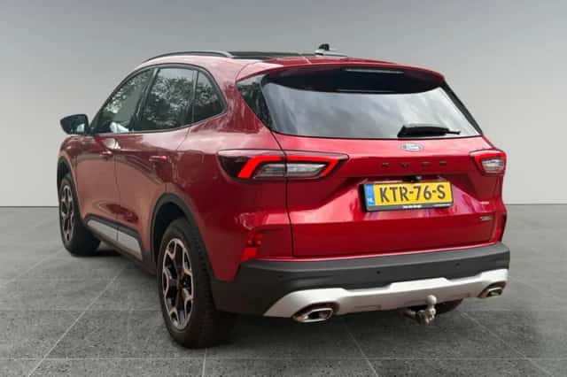 Ford Kuga (2024) thumbnail 3